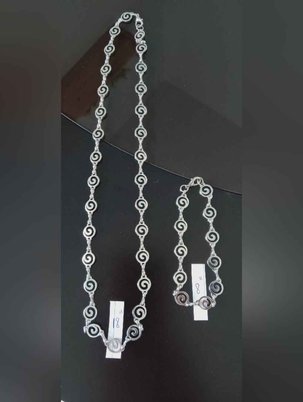 Stainless Steel Spiral Link Necklace and Bracelet Set .
